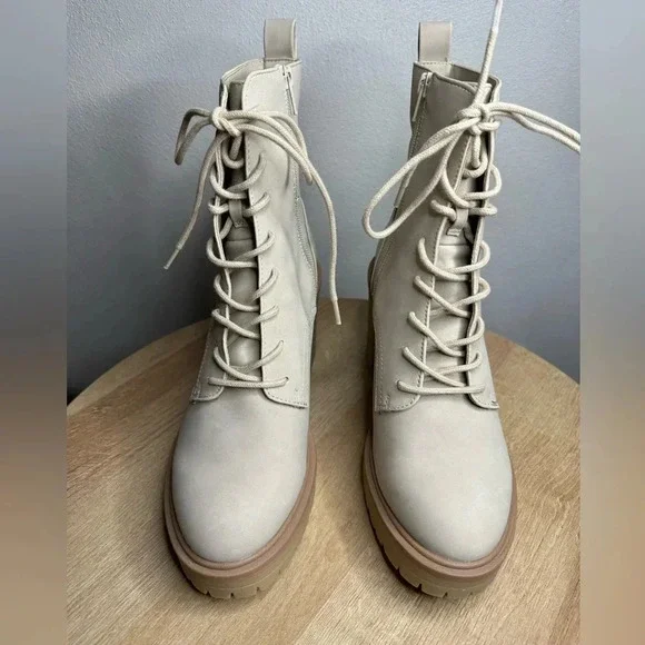 DV by Dolce Vita Chunky Heel boots - Picture 3 of 7